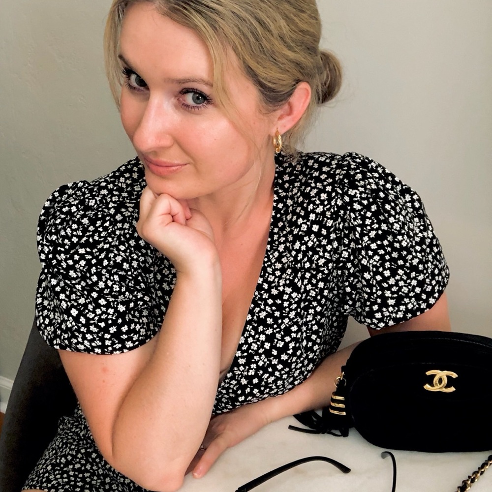 Meet your Posher, Elizabeth